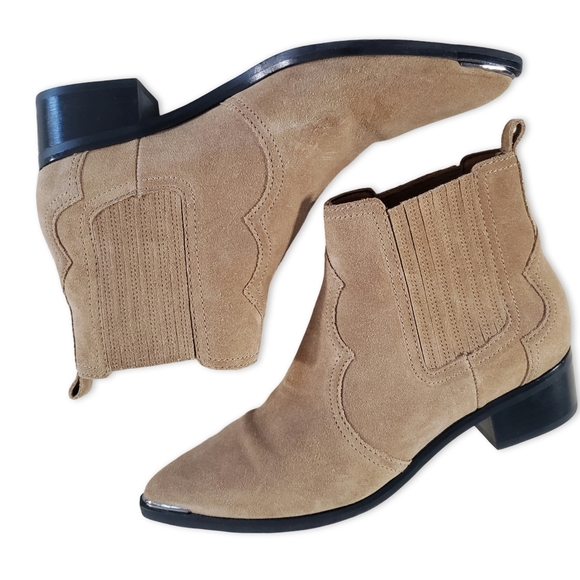 EUC Marc Fisher | Yohani Natural Beige Suede Western Ankle Bootie Sz 6.5 US - Picture 2 of 12